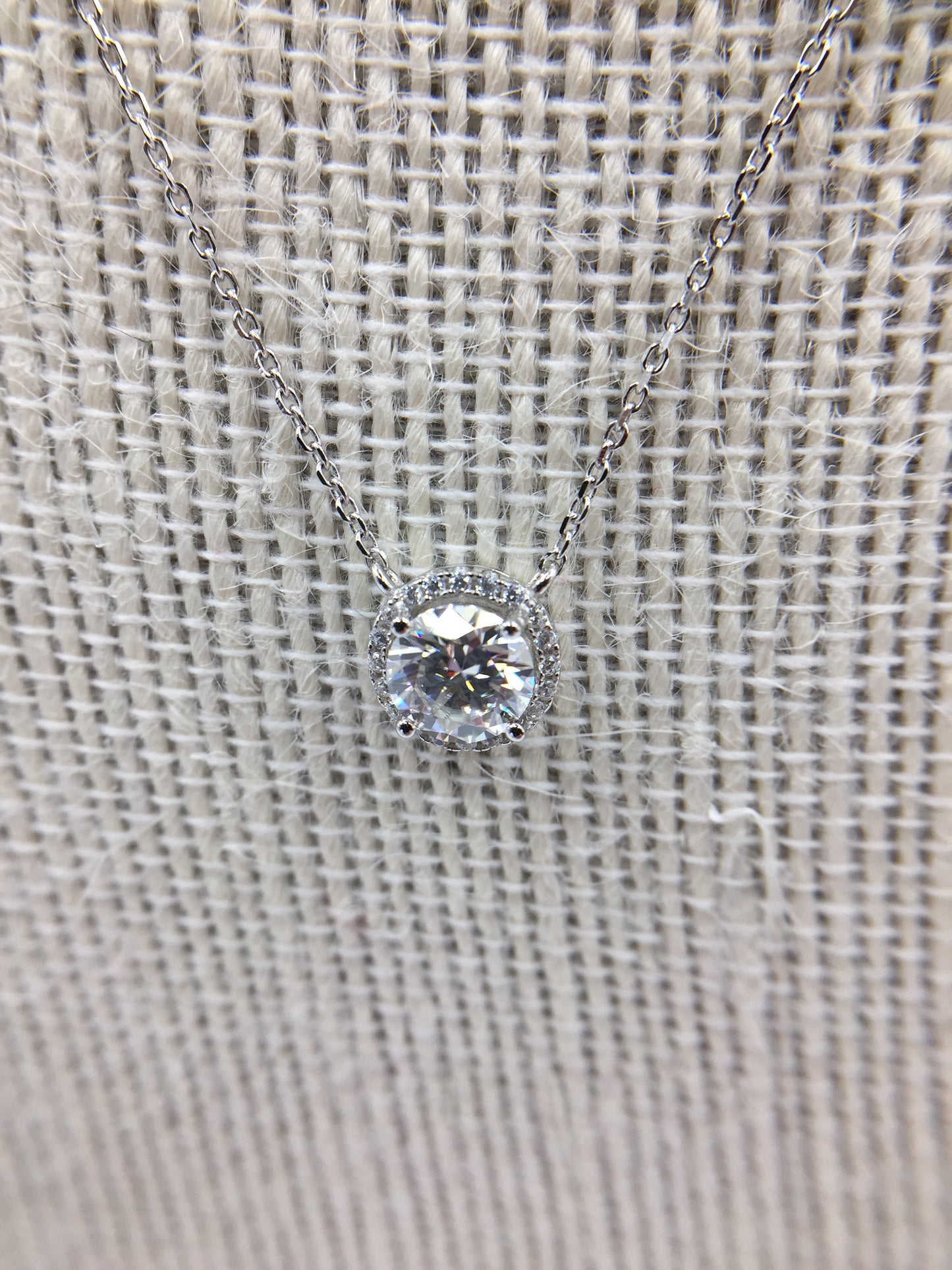 Moissanite Diamond 1 Carat Gem Pendant Necklace 925 Sterling Silver