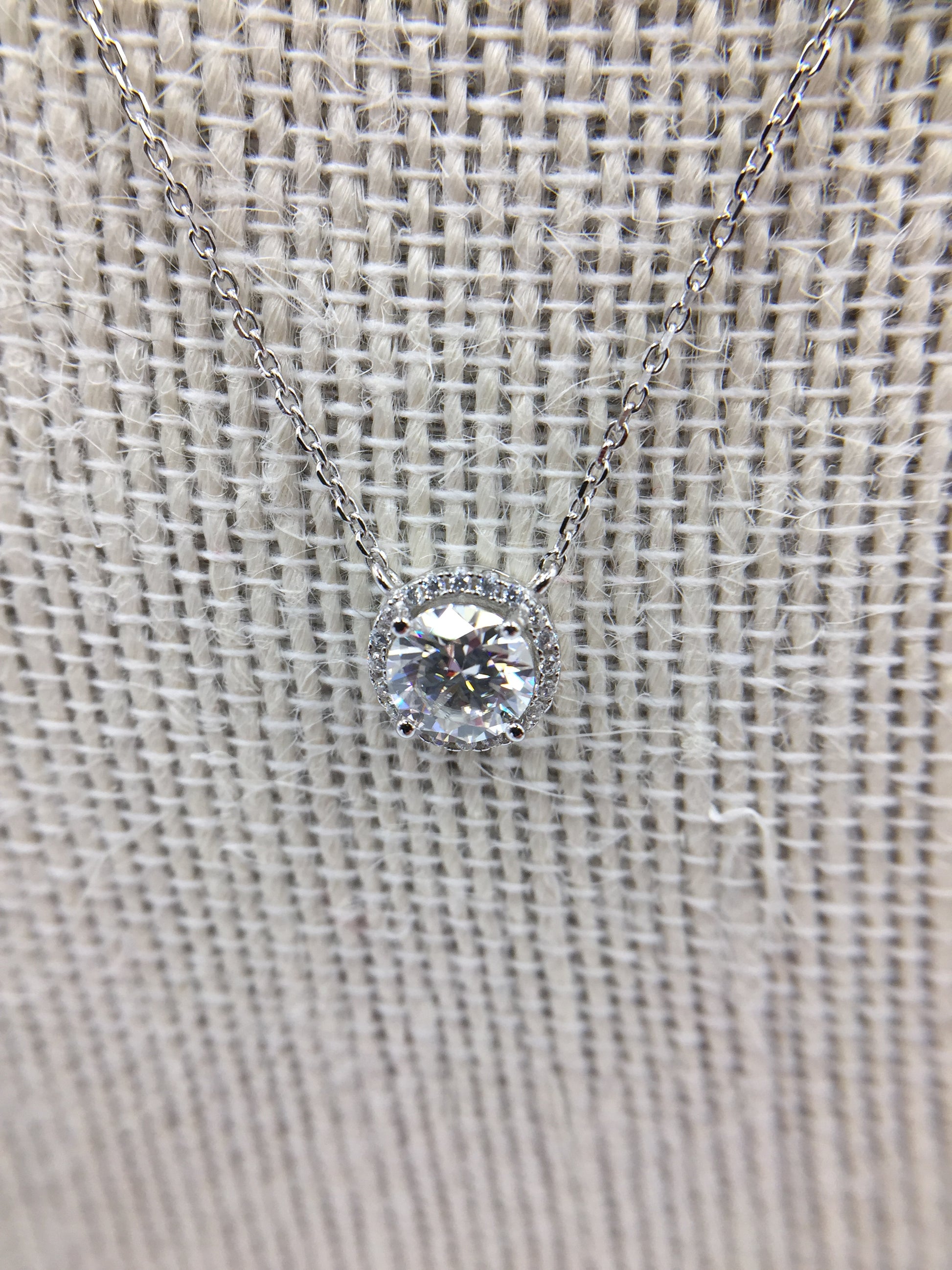 Moissanite Diamond 1 Carat Gem Pendant Necklace 925 Sterling Silver