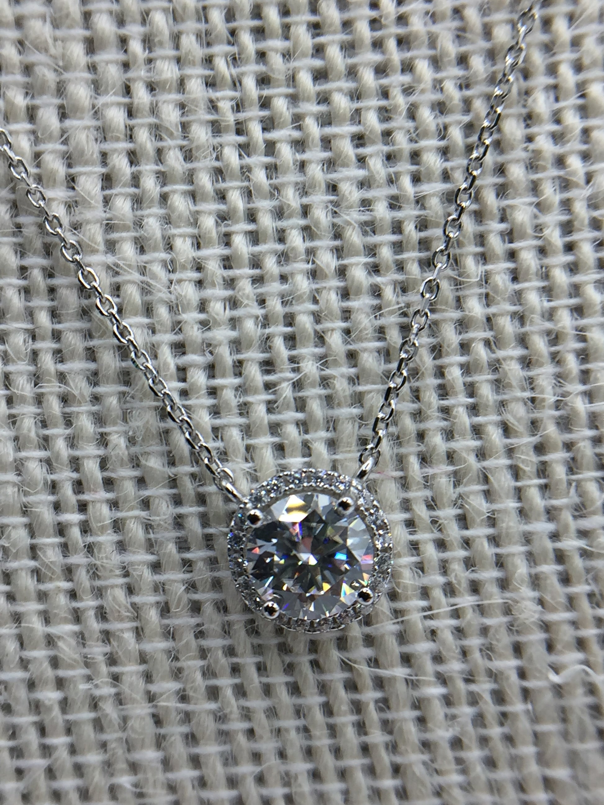 Moissanite Diamond 1 Carat Gem Pendant Necklace 925 Sterling Silver