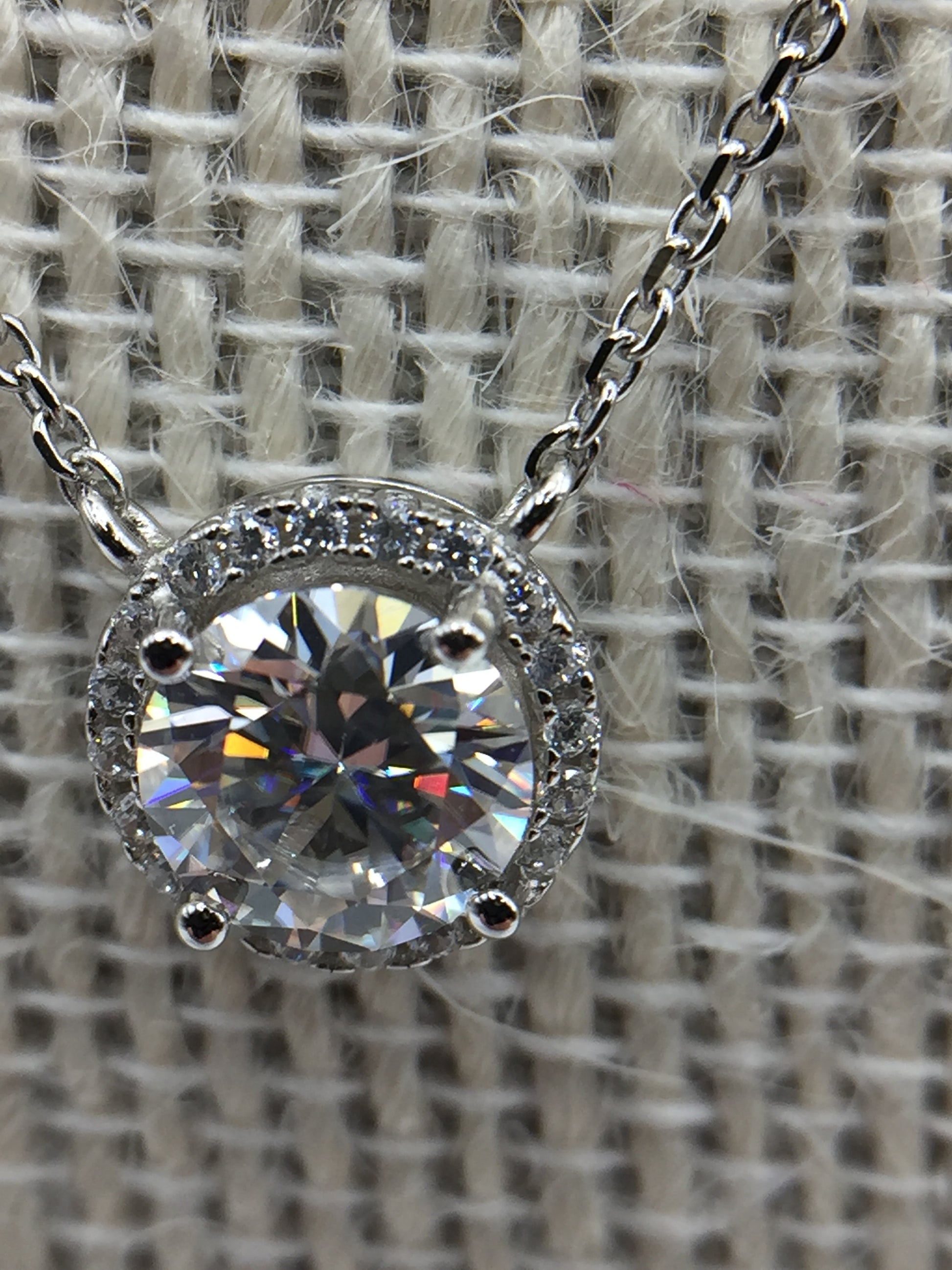 Moissanite Diamond 1 Carat Gem Pendant Necklace 925 Sterling Silver