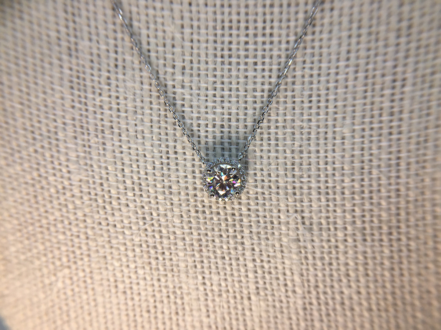 Moissanite Diamond 1 Carat Gem Pendant Necklace 925 Sterling Silver