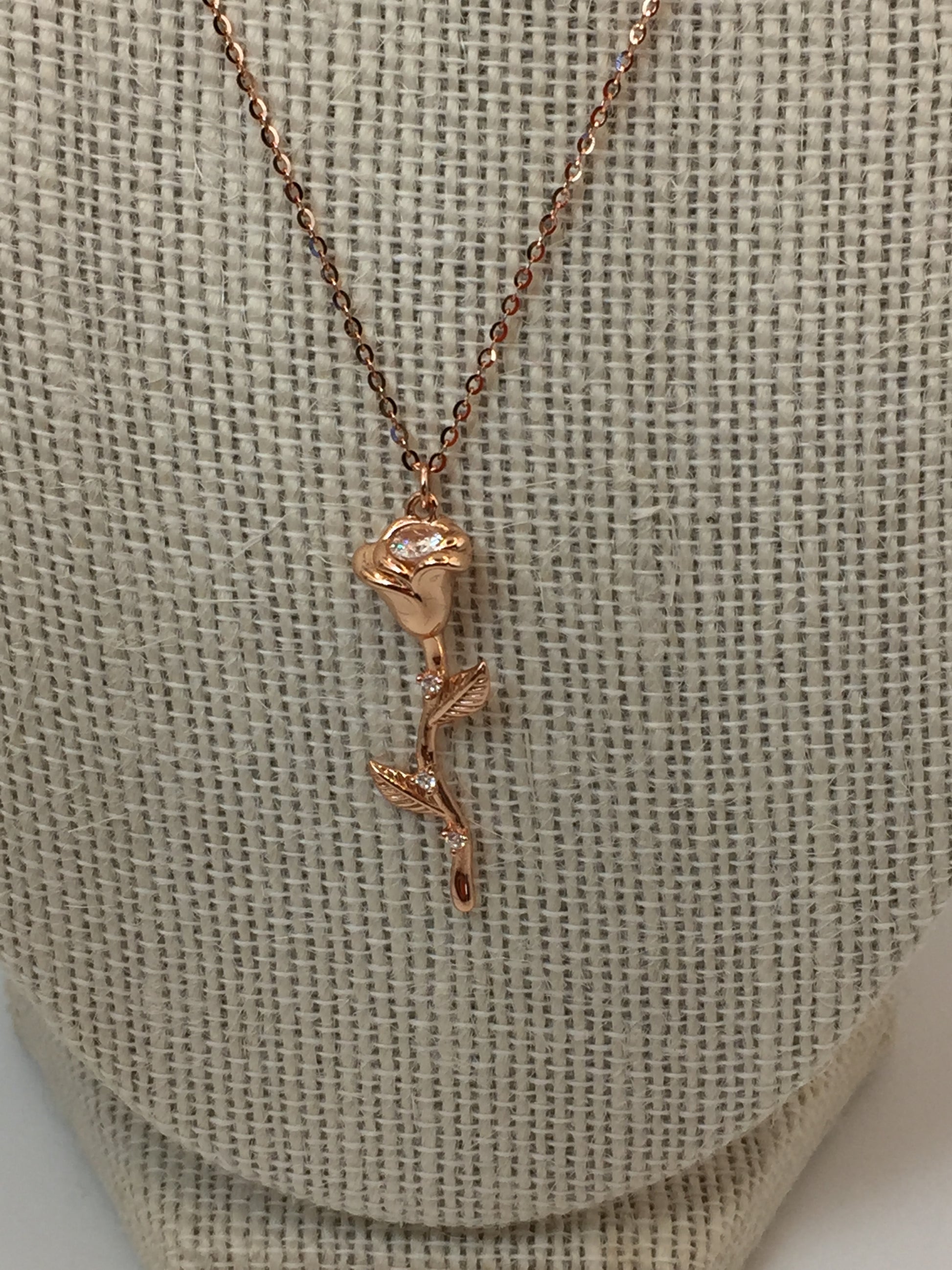 Natures Beautiful Rose Flower Necklace