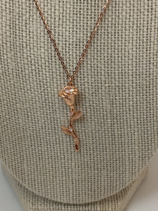 Natures Beautiful Rose Flower Necklace